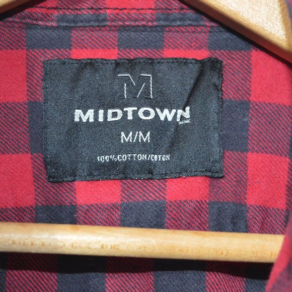 Women's loose fit Plaid Button up shirt - Picture 4 of 5